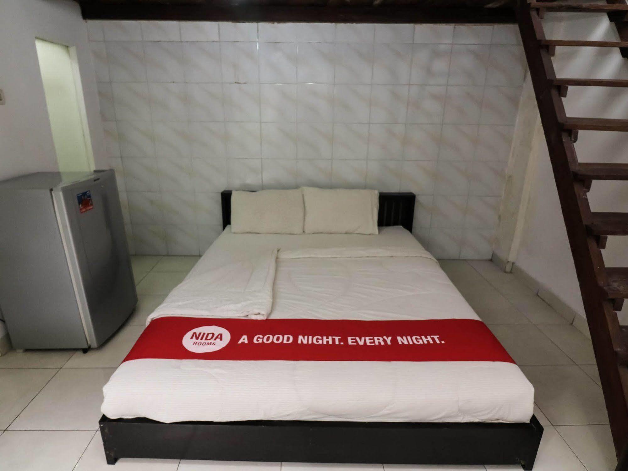 Super Oyo 91495 Hotel Indah Residence 덴파사르 외부 사진